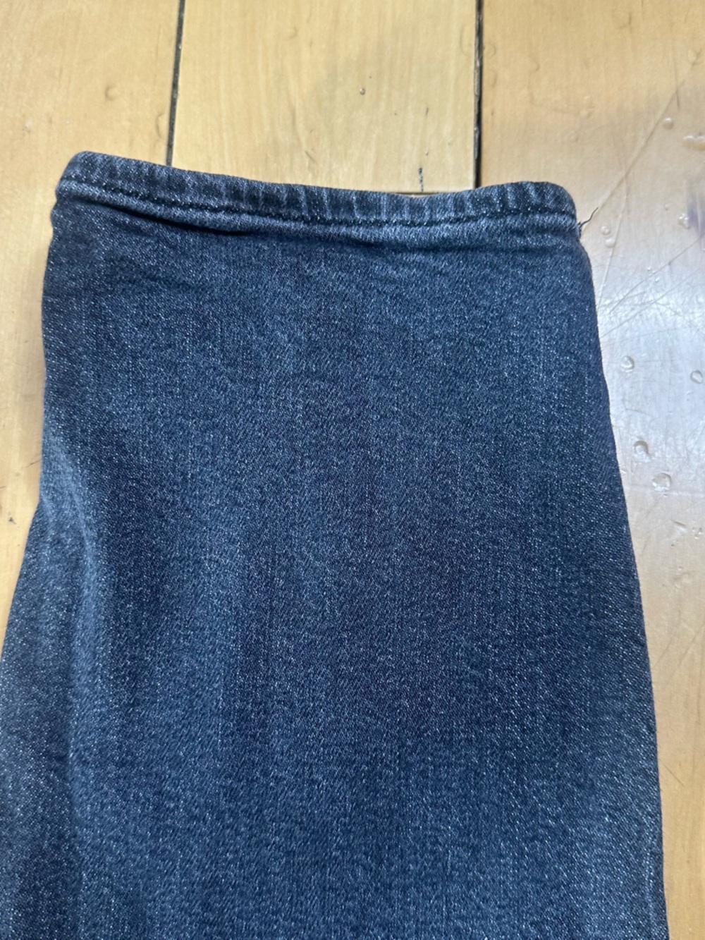 💜 American Eagle Outfitters Black Strigid Mom Jeans (4 Regular) - Picture 6 of 9